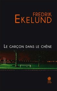 garcon_dans_le_chene