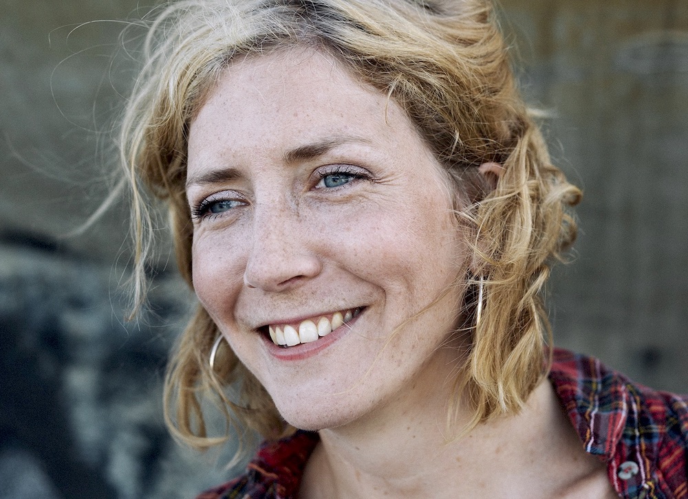 Amanda SVENSSON : Biographie et Bibliographie - Zonelivre Nørdic
